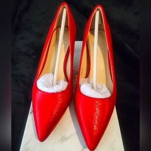 New Women's Oripalla Red Heels Size 6, 7.5, & 8